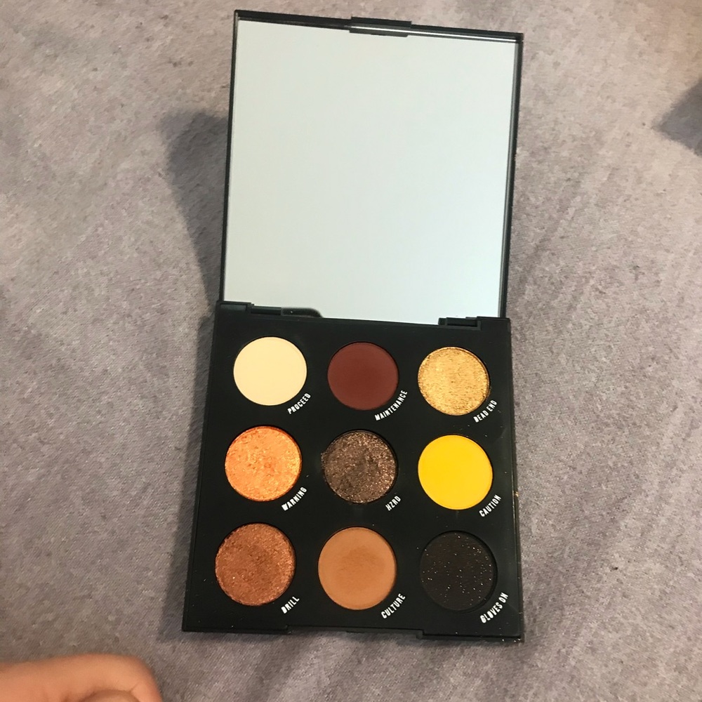 COLOURPOP x SHAYLA Eyeshadow palette